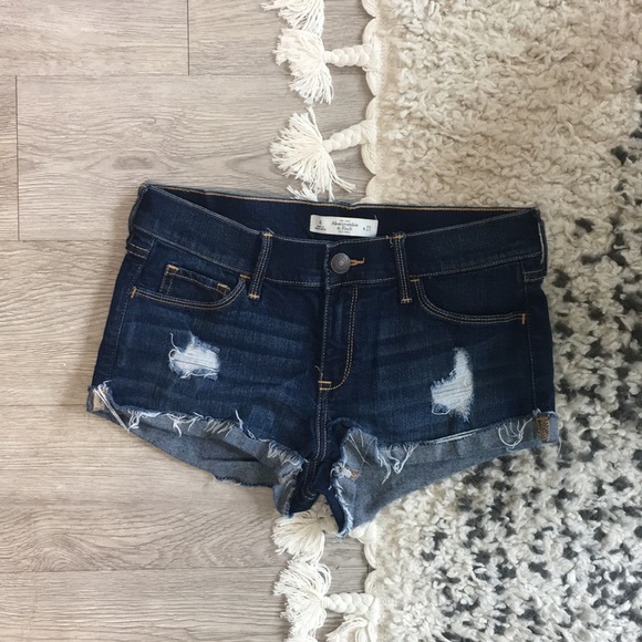 Abercrombie & Fitch Shorts - Picture 2 of 3